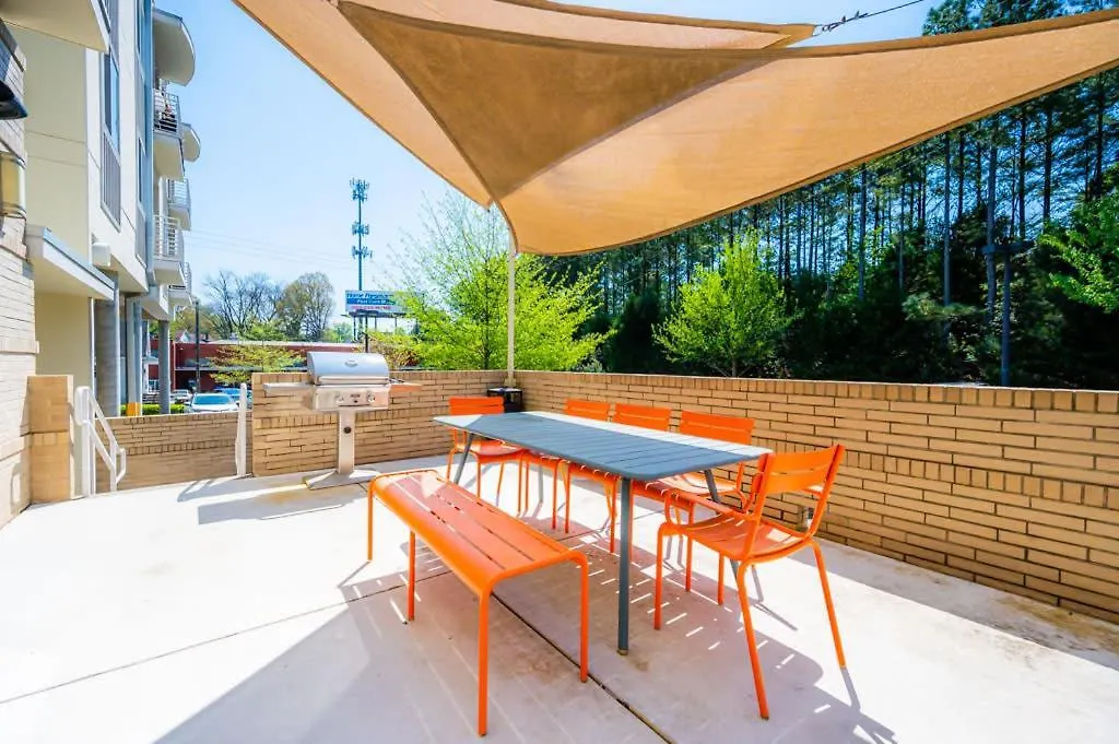 Viagem Fashionable 2Br W Gym Parking Picnic Area Διαμέρισμα Σάρλοτ